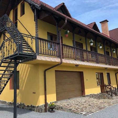Casa Bambi Hotell Sovata Eksteriør bilde