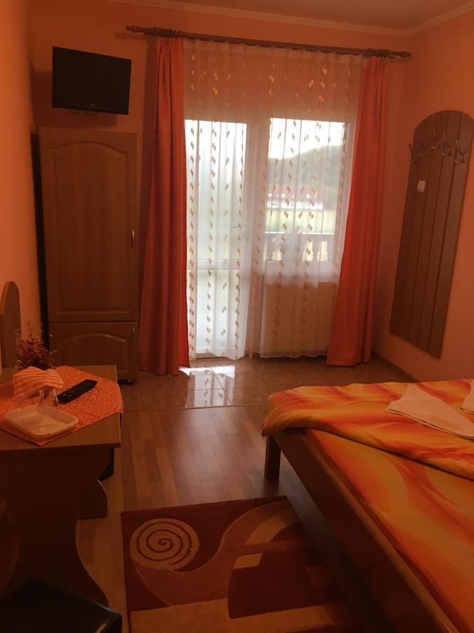 Casa Bambi Hotell Sovata Eksteriør bilde