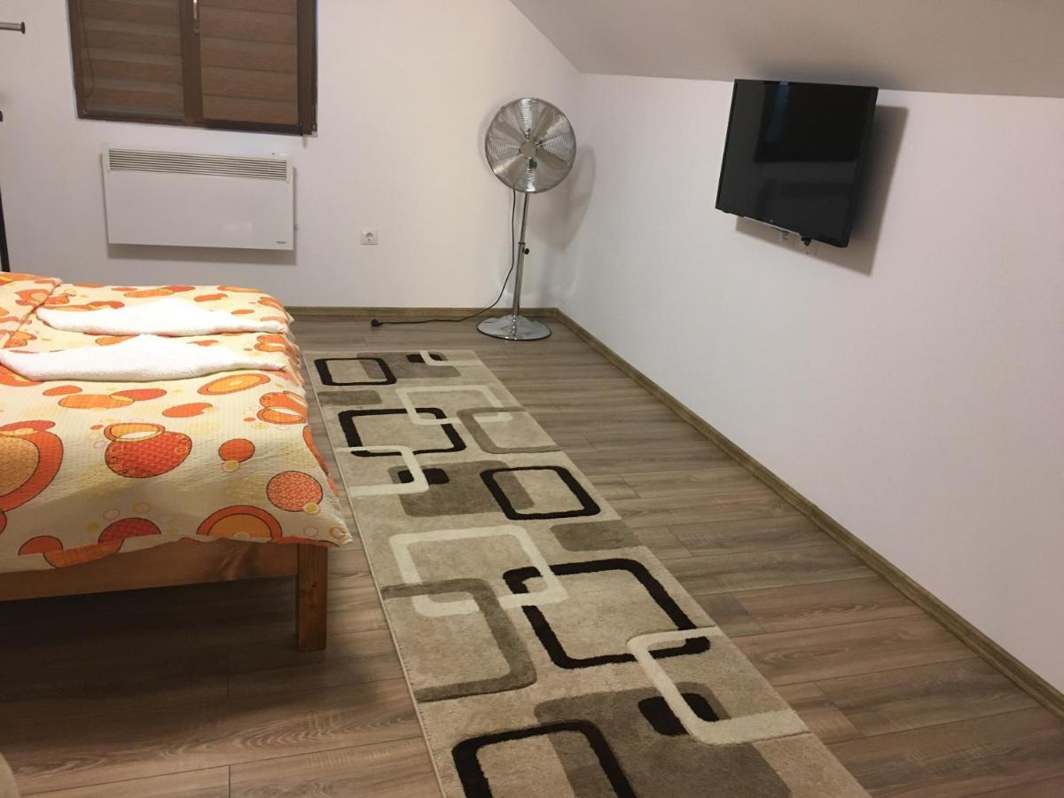 Casa Bambi Hotell Sovata Eksteriør bilde