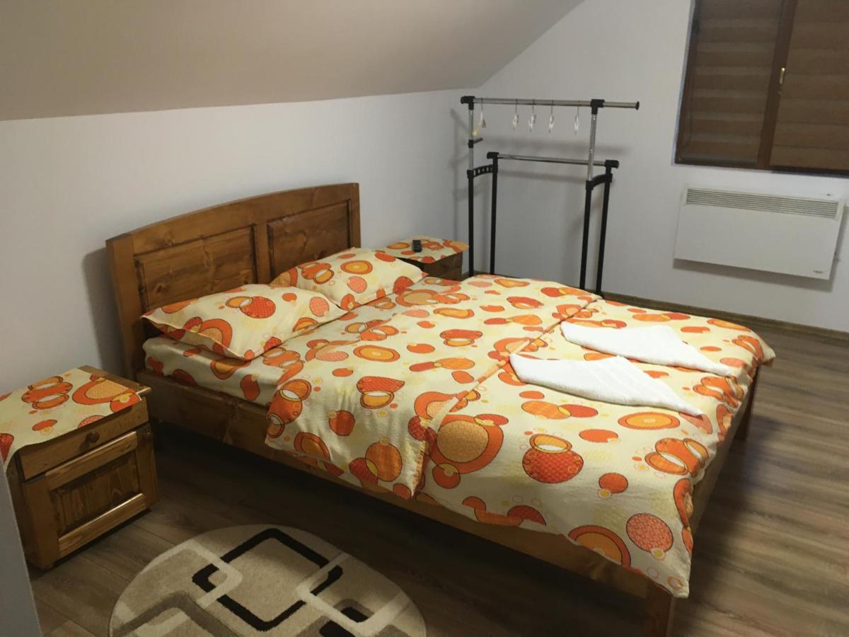 Casa Bambi Hotell Sovata Eksteriør bilde